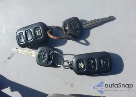 2005 Toyota Camry Le from USA, damaged, VIN JTDBE32K553032166